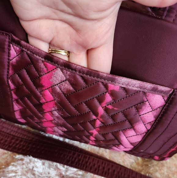 Lug Bag - Picture 2 of 15